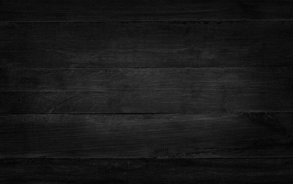 Jak drewno opalane może odmienić wygląd elewacji budynków mieszkalnych?