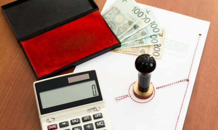 Jakie są zasady przechowywania pieniędzy w kancelarii notarialnej?