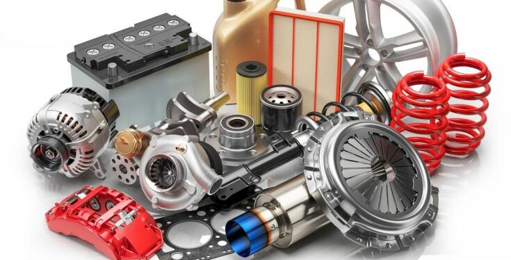 Jakie nowe produkty pojawiły się w asortymencie sklepu motocrossowego?