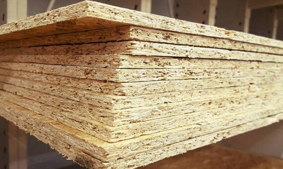 Czy płyta OSB to dobry wybór do wykończeń wnętrz?