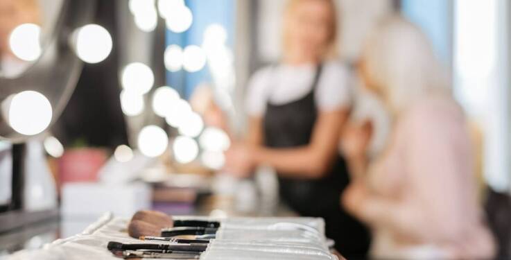 Bezpieczeństwo w gabinecie kosmetologicznym – jakie środki są stosowane, aby chronić klientów?