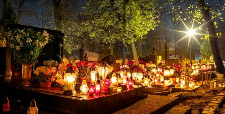 Jakie są dostępne opcje muzyczne na ceremoniach pogrzebowych we Wrocławiu?