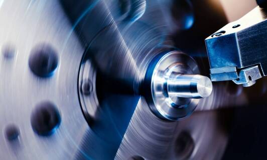 Nowoczesne technologie w narzędziach do gratowania – co warto wiedzieć?