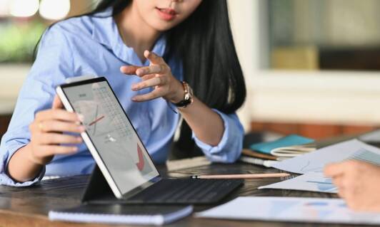 Jak skutecznie refinansować kredyt hipoteczny, aby obniżyć miesięczne raty?