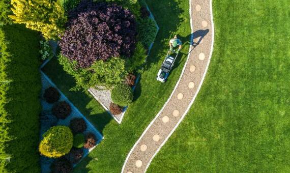 Jak kraty metalowe ocynkowane mogą poprawić estetykę ogrodu?