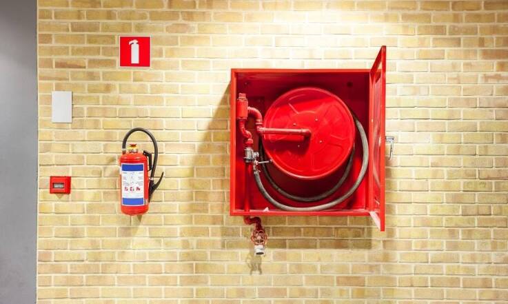 Czy każdy system pożarowy musi być połączony z PSP? 