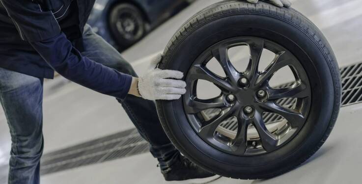 Wpływ nowoczesnych technologii na jakość usług serwisu opon we Wrocławiu