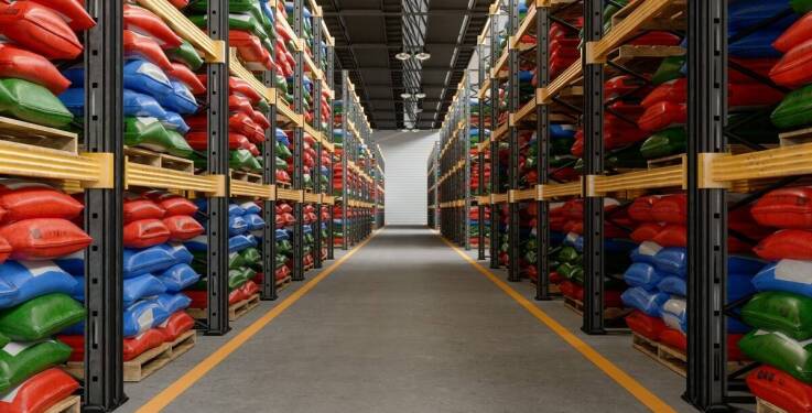 Różnorodność rękawic ochronnych w ofercie hurtowni artykułów BHP