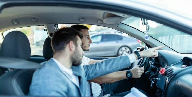 Korzyści płynące z nowoczesnych metod nauczania w szkole jazdy