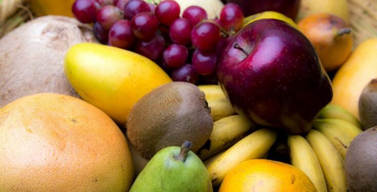 Jak dostawy świeżych owoców wpływają na ocenę restauracji?