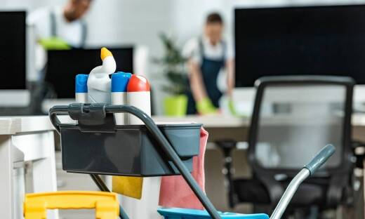 Kompleksowe usługi sprzątające: kiedy warto z nich skorzystać?