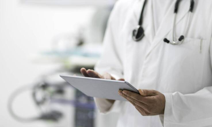 Jakie innowacyjne terapie oferuje urolog w leczeniu niepłodności?