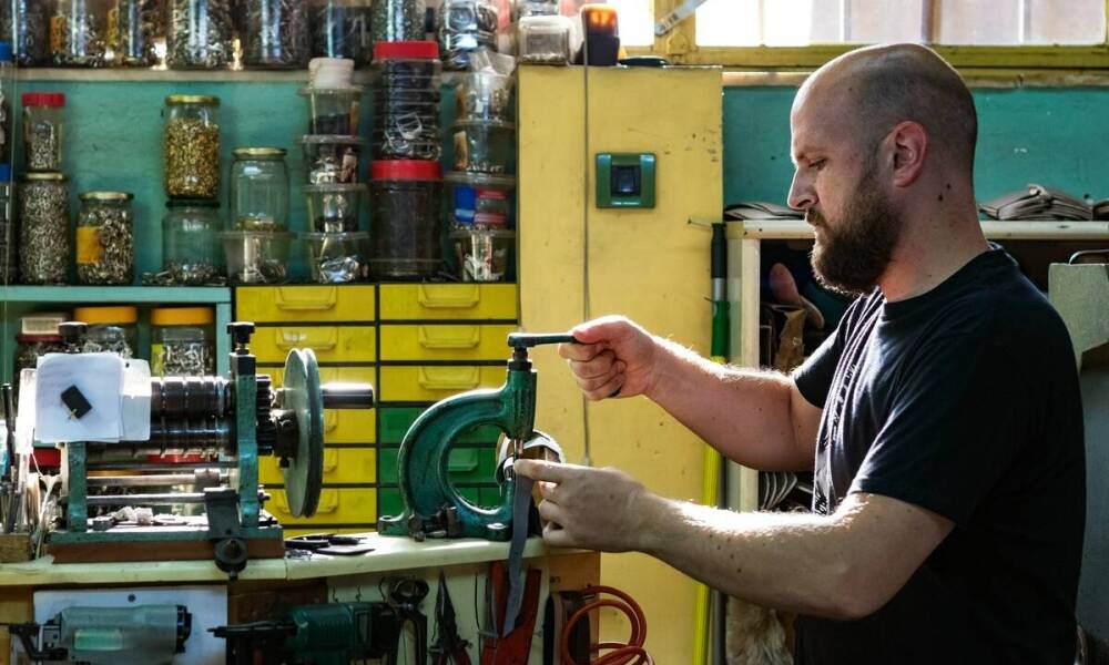 Innowacyjne rozwiązania w produkcji breloków reklamowych w Tychach