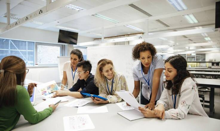 Jak tłumaczenia poznań pomagają w procesach rekrutacyjnych na międzynarodowym rynku pracy?