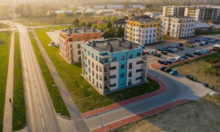 Wpływ lokalizacji na projekty budynków usługowych – na co zwracamy uwagę?