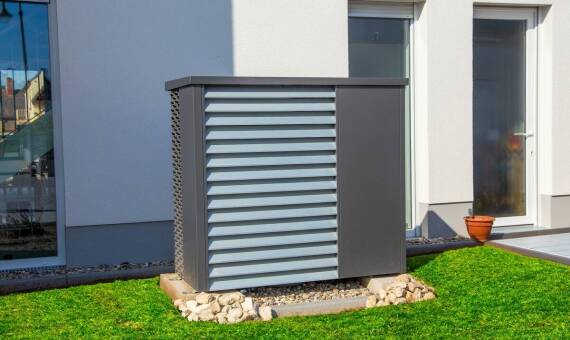 Jakie czynniki wpływają na ceny pomp ciepła powietrze-woda?