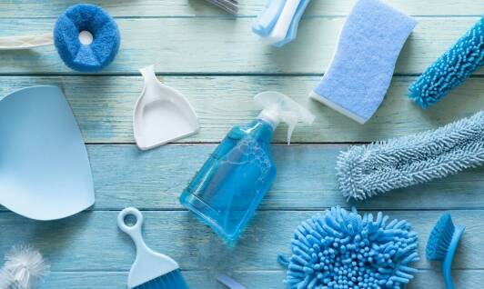 Jakie środki do czyszczenia basenu polecane są dla rodzin z dziećmi?