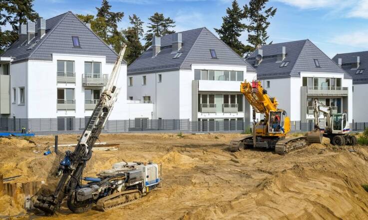 Prace ziemne jako fundament stabilnej konstrukcji domu