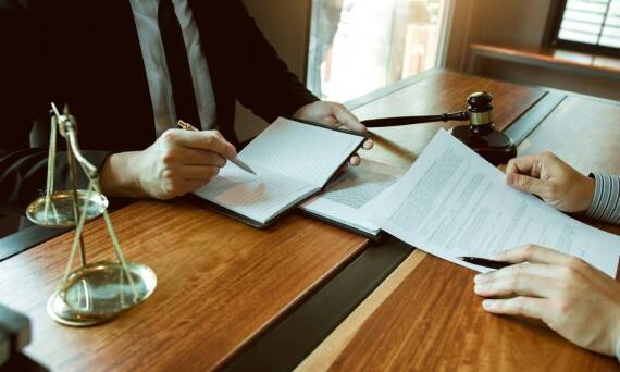 Jak Radca Prawny Olsztyn wspiera klientów w uzyskiwaniu odszkodowań?