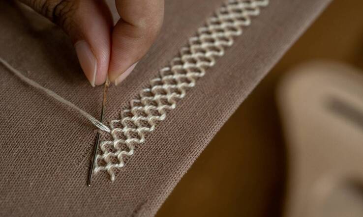 Haftowane fartuchy jako idealne uzupełnienie stroju kucharza