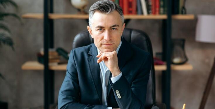 Radca prawny: Specjalistyczne doradztwo w kwestiach prawa gospodarczego