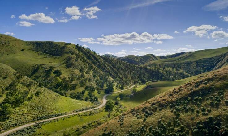 Jakie atrakcje czekają na turystów w Górach Sowich?