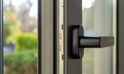 Jakie są koszty inwestycji w nowoczesną stolarkę otworową?