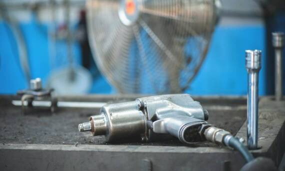 Wycinak hydrauliczny: niezbędne narzędzie w inżynierii mechanicznej