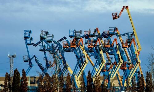 Jakie pługi do śniegu sprawdzą się w różnych warunkach atmosferycznych?