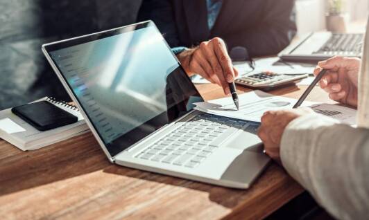 Wsparcie doradcy finansowego w osiąganiu celów oszczędnościowych