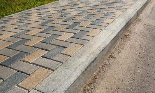 Kostka brukowa Bytom: Rola estetyki i funkcjonalności w wyborze materiałów