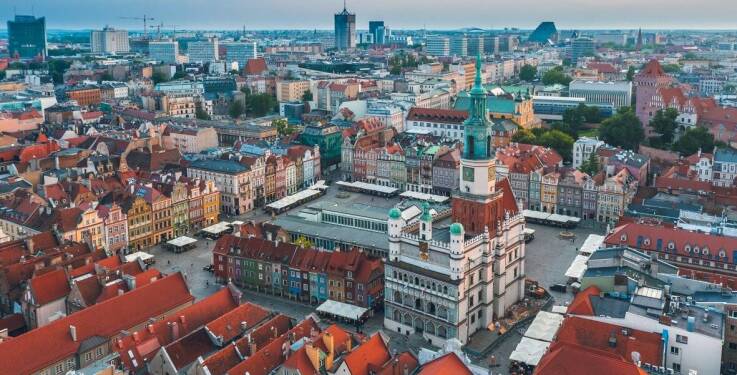 Jakie są możliwości noclegowe dla gości weselnych we Wrocławiu?