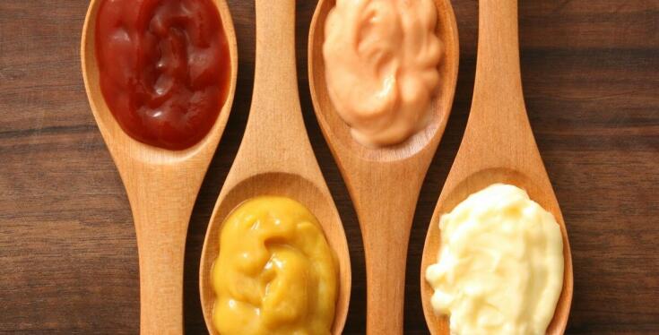 Innowacyjne opakowania sosów jako element strategii marketingowej