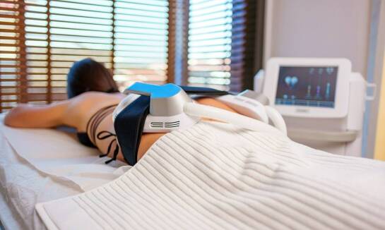 Efektywność fali uderzeniowej w rehabilitacji schorzeń kostno-stawowych