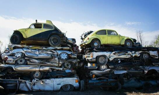 Wybór części samochodowych pochodzących z auto kasacji w Przeworsku
