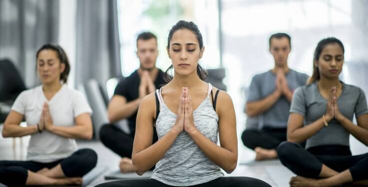 Zajęcia jogi sulechów: Jakie asany są najczęściej praktykowane?