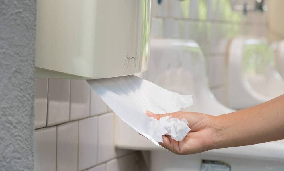 Dlaczego papier toaletowy duża rolka jest idealnym rozwiązaniem dla dużych instytucji?