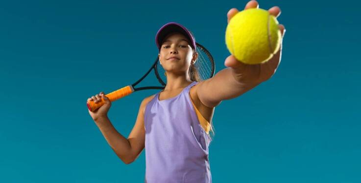 Kursy tenisowe dla średniozaawansowanych – co oferują obiekty sportowe?