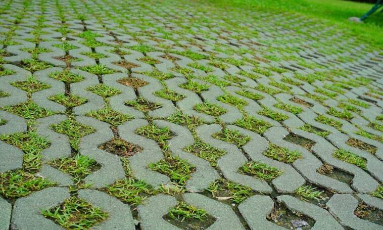 Odpowiedni wybór kostki polbrukowej do dróg osiedlowych