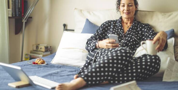 Piżama w szkocką kratę jako element codziennego relaksu – co warto wiedzieć?