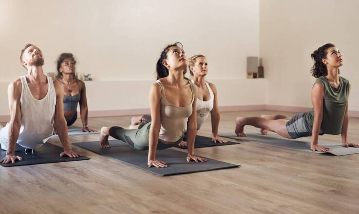 Kurs jogi w Olsztynie dla początkujących – pierwsze kroki w praktyce