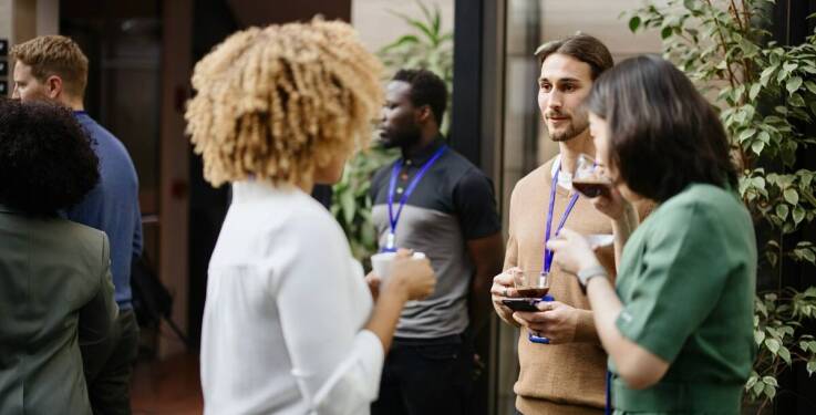 Dlaczego warto połączyć wyjazdy motywacyjne z programami rozwojowymi?