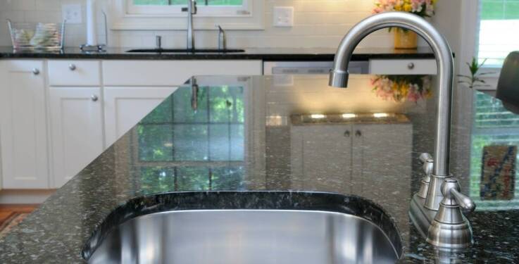 Zlewozmywaki granitowe a odporność na wysokie temperatury