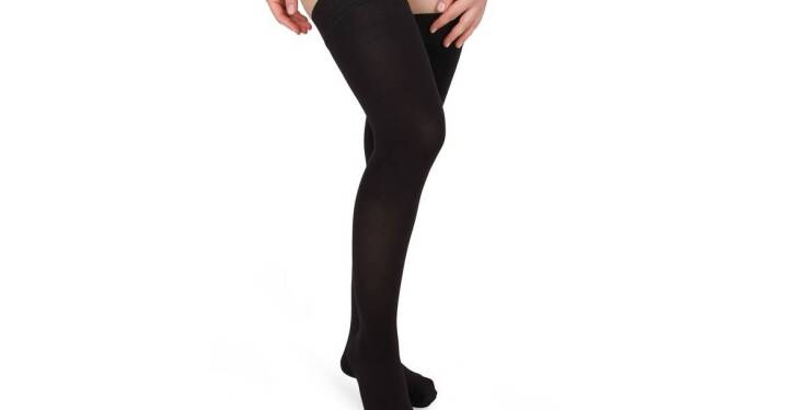Zakolanówki i podkolanówki od producenta - jak je stylizować?