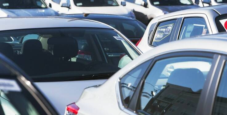 Jakie są dostępne modele samochodów z automatyczną skrzynią biegów do wynajęcia?