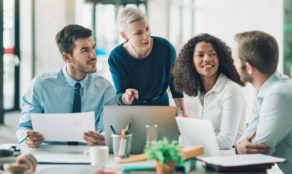 Jak aplikacja do głosowań online może wspierać zarządzanie kryzysowe w organizacjach?