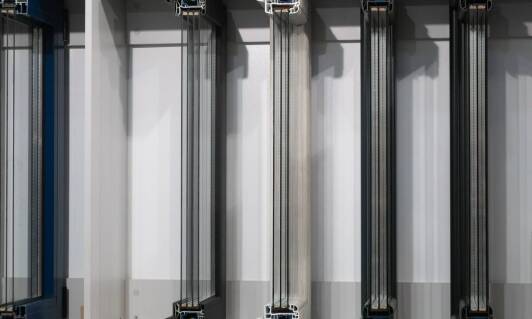 Efektywność termiczna drzwi zewnętrznych – co warto wiedzieć?