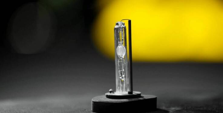 Rola personalizacji w tworzeniu unikalnych kryształowych upominków dla policjantów