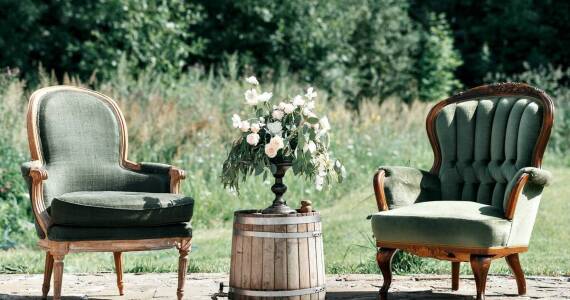 Jak ogród domu weselnego Starachowice wpływa na jakość sesji zdjęciowych?