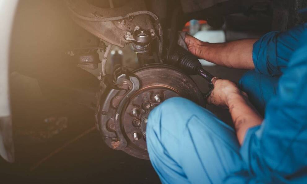 Dlaczego warto wybrać auto serwis Żary do naprawy układu hamulcowego?